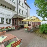 Jaegerheim 2*