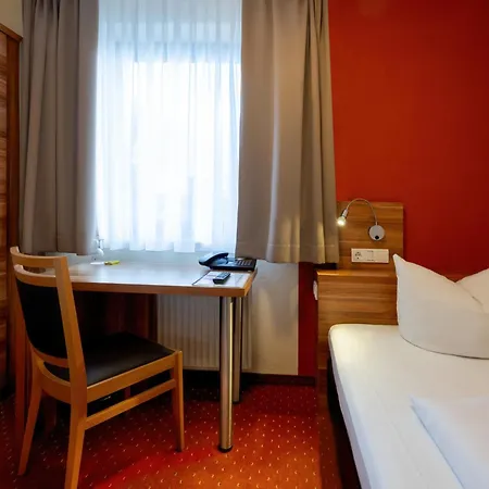 Jaegerheim Hotel 2*